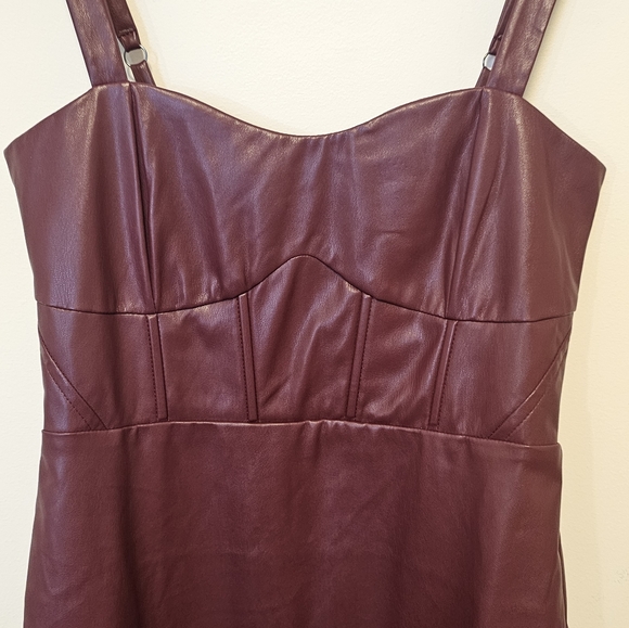 Guess wine colour faux leather dress. New with tags. - Picture 5 of 5